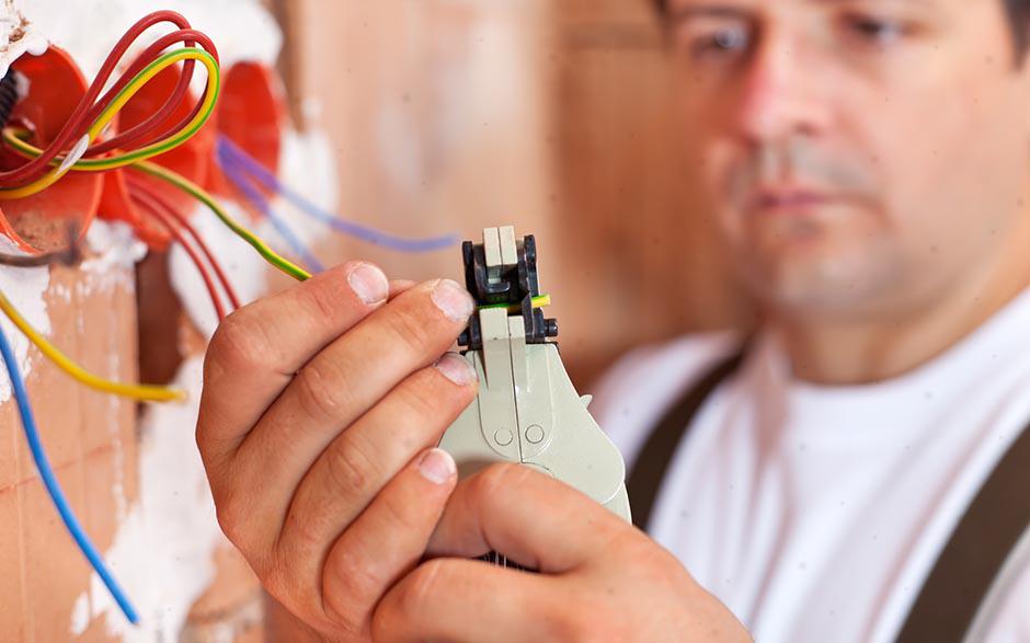 recherche électricien bâtiment Créteil